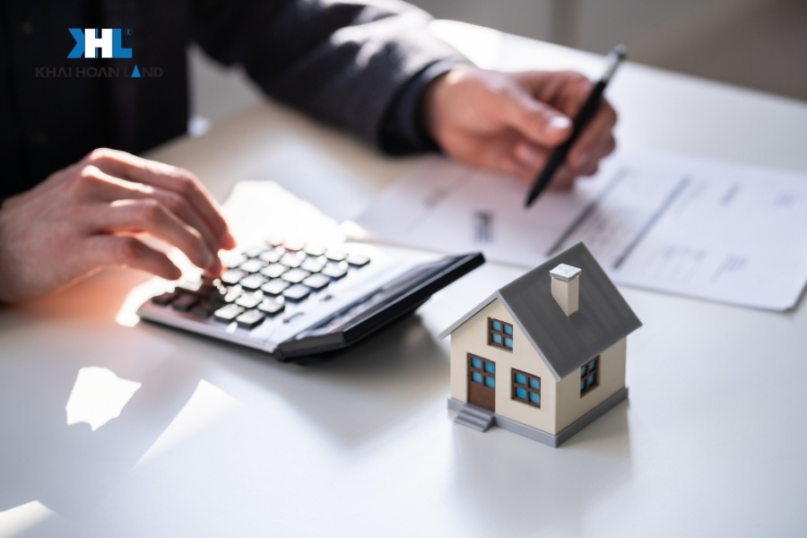 Người mua căn hộ cần đóng phí cấp giấy chứng nhận quyền sở hữu tài sản